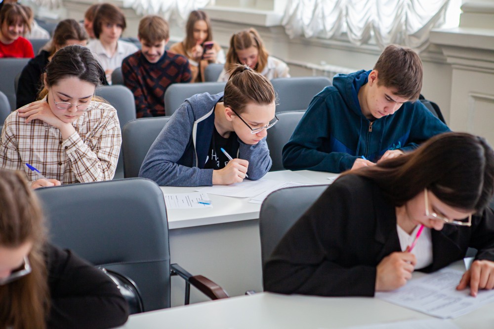 В Елабужском институте состоялась Республиканская олимпиада для школьников 'Педагогика ? первое и высшее из искусств...' В Елабужском институте состоялась Республиканская олимпиада для школьников 'Педагогика ? первое и высшее из искусств...'