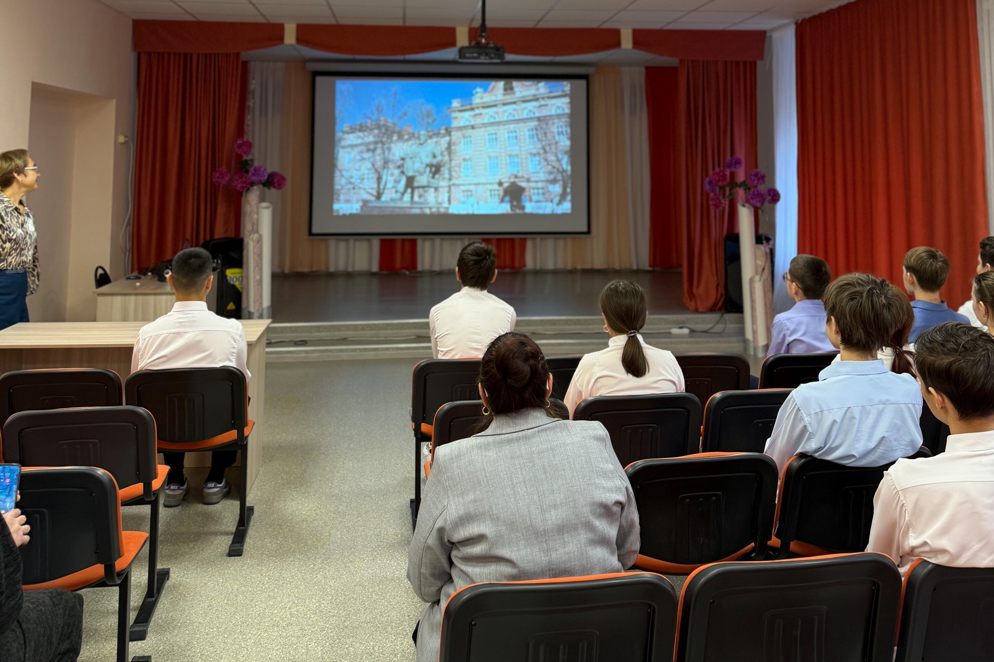 Состоялись профориентационные встречи в Азнакаевском районе. Состоялись профориентационные встречи в Азнакаевском районе.