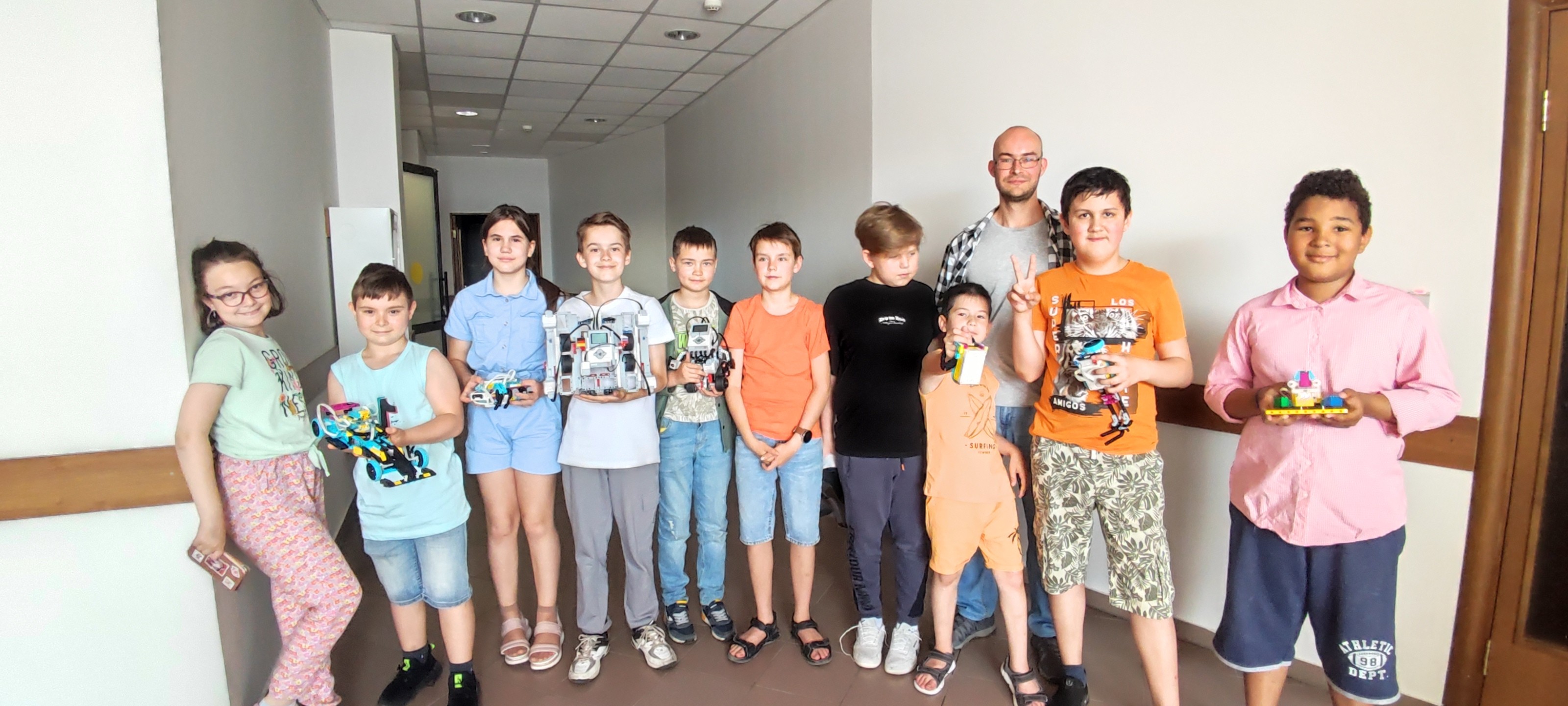 ��� ������ ������ SMART RoboCamp �������� ���� ������ � ����!