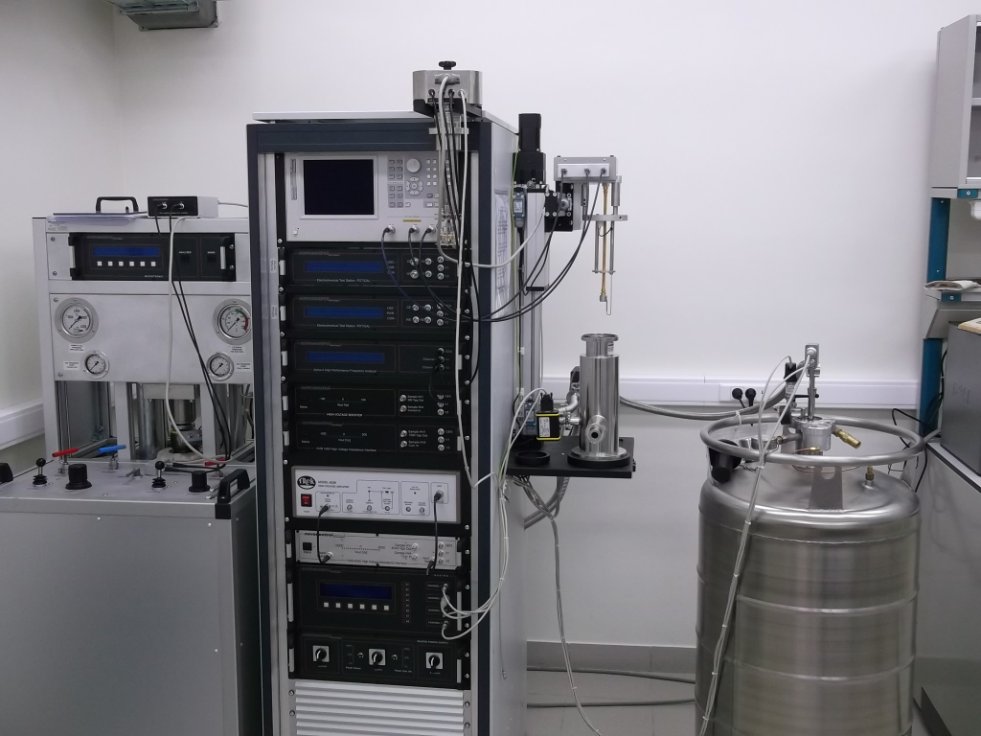 Лаборатория 'Диэлектрическая спектроскопия' ,диэлектрическая спектроскопия