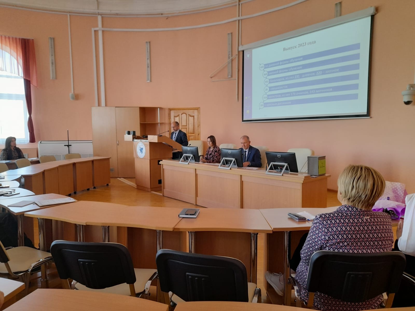 ��������� ������� ������ ��������� ���������� � �����������