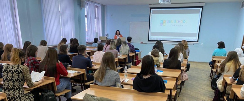 � ������������ ����� ���������������� ����������.