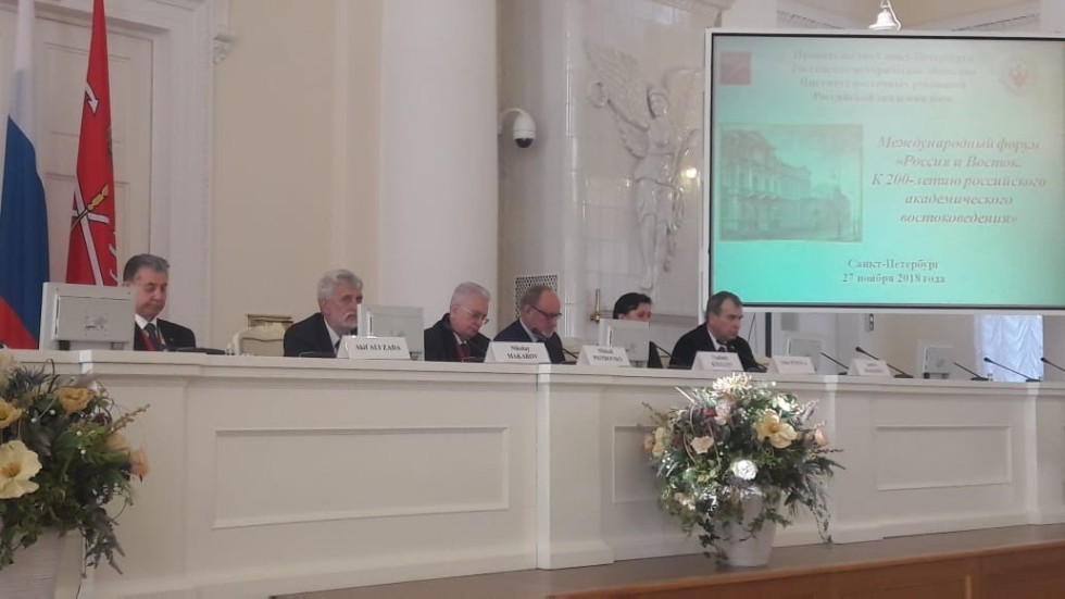 ��� ����������� �� ������������� ������, ������������ � 200-����� ��������� ��������� ��������� ���