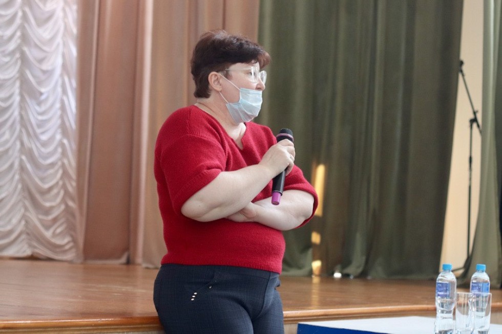 Серия встреч с представителями правоохранительных органов началась в Елабужском институте КФУ Серия встреч с представителями правоохранительных органов началась в Елабужском институте КФУ