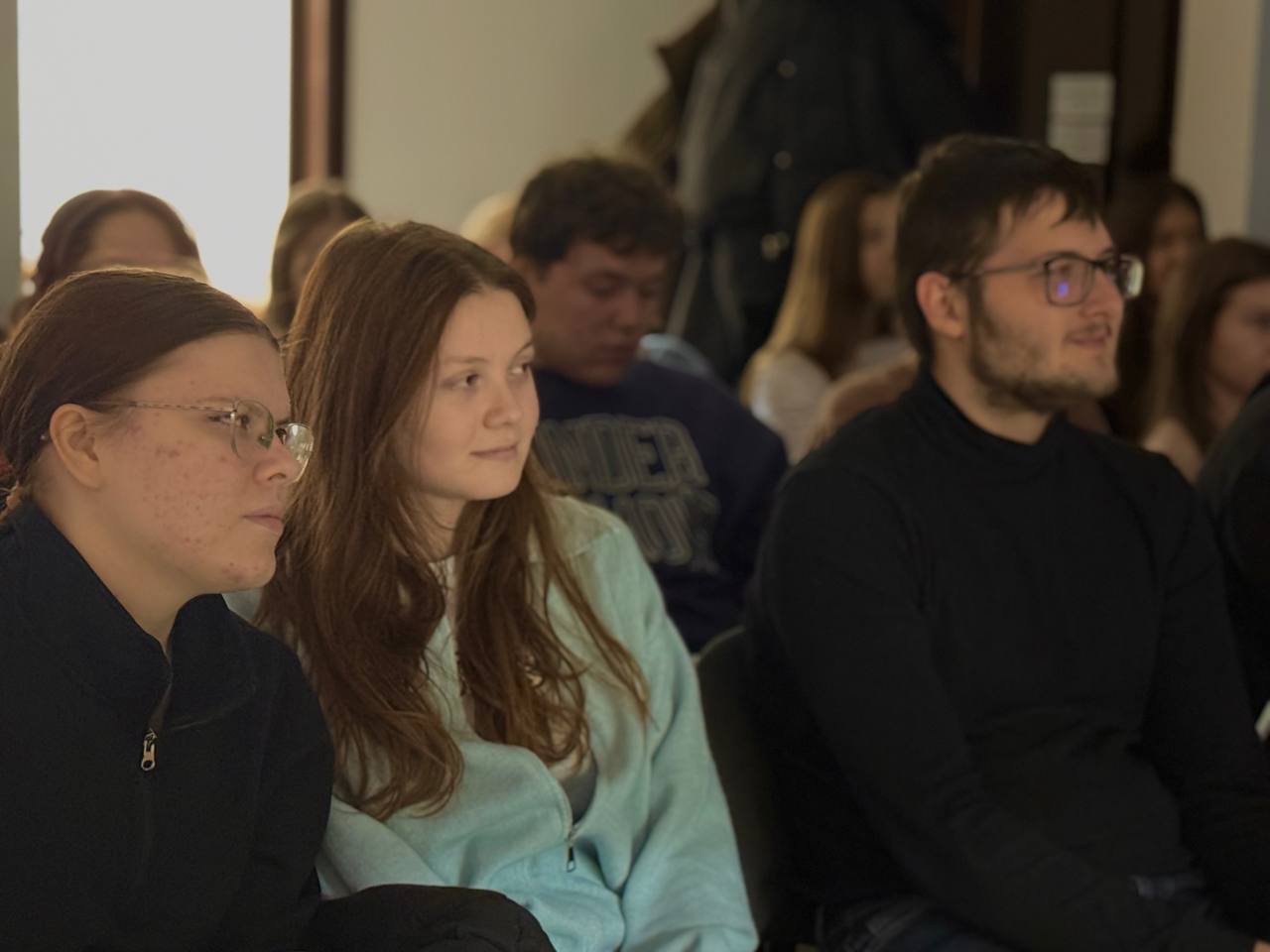 Встреча иногородних студентов с представителями Молодой Гвардии Единой России Встреча иногородних студентов с представителями Молодой Гвардии Единой России