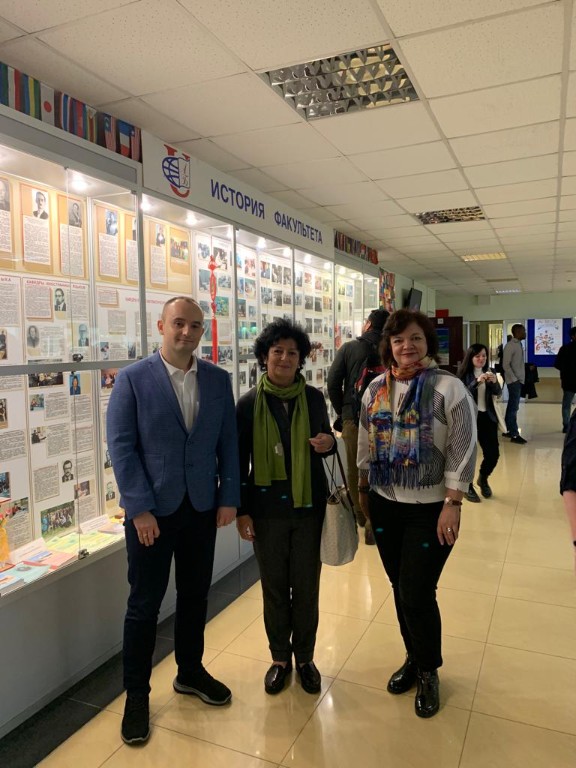 ���� ���� � ����