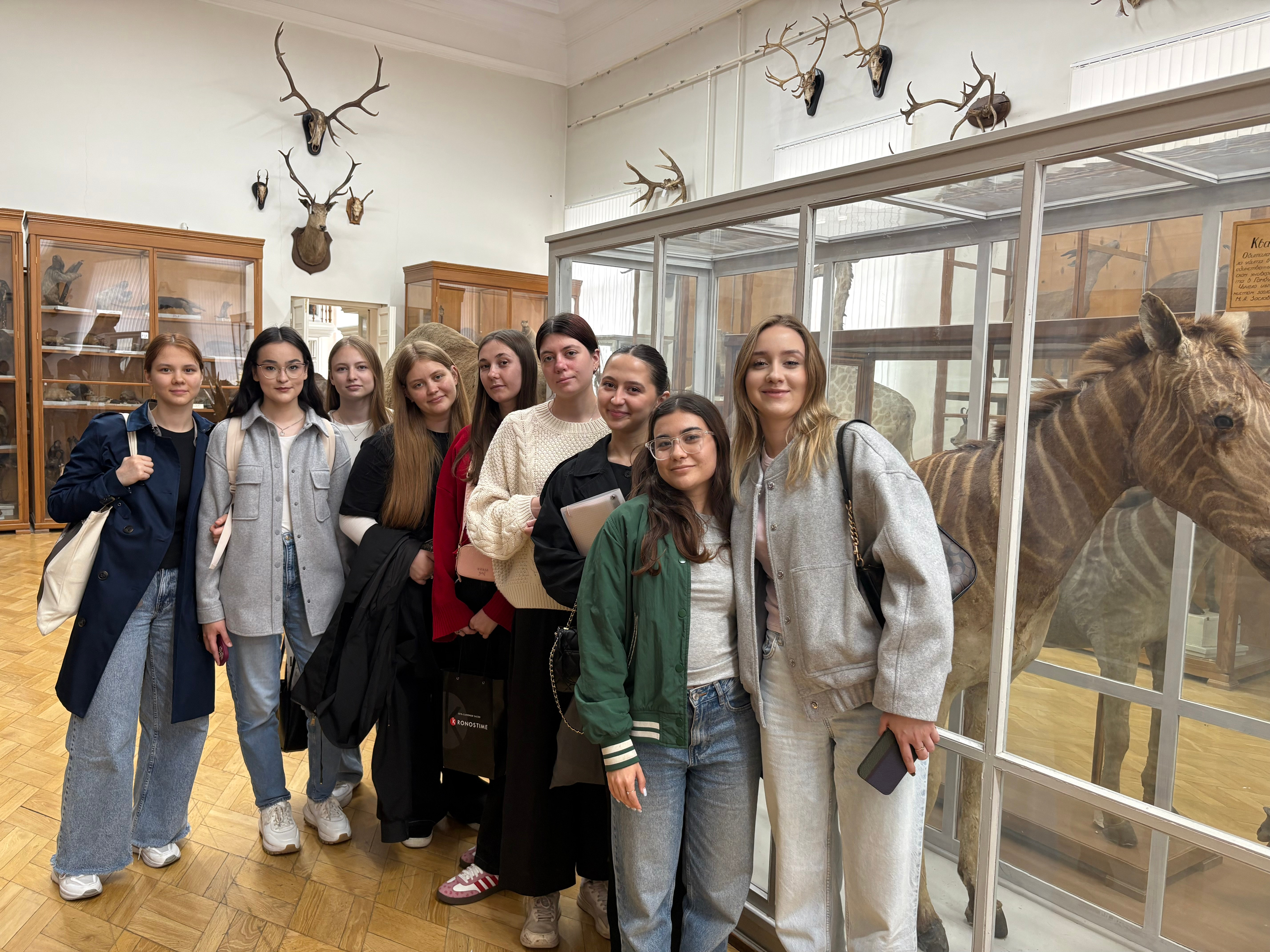 Экскурсия в старейший музей КФУ Экскурсия в старейший музей КФУ