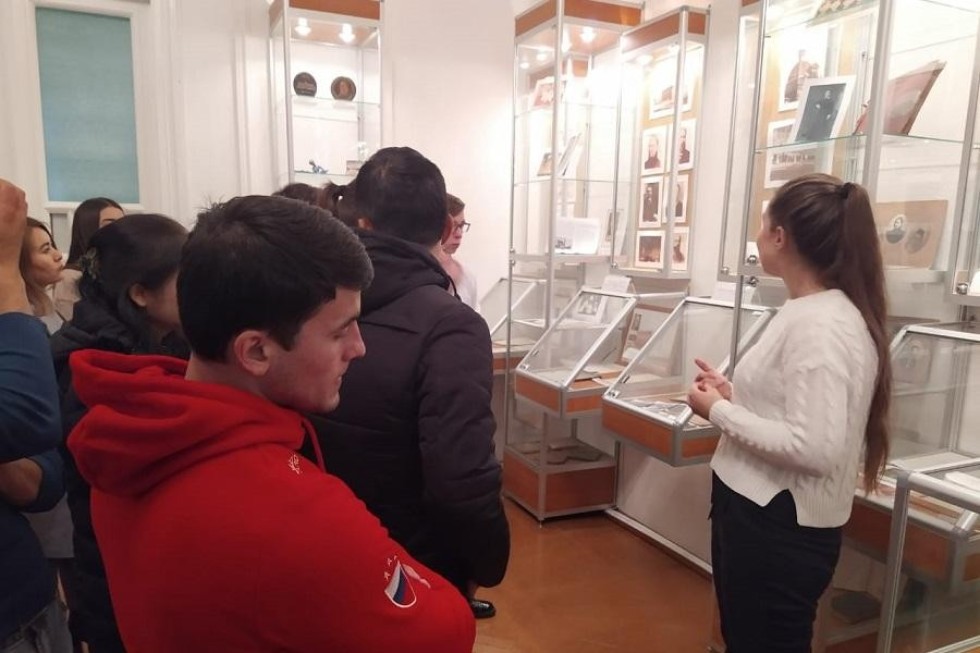 В Елабужском институте КФУ продолжаются знакомства первокурсников с университетом В Елабужском институте КФУ продолжаются знакомства первокурсников с университетом