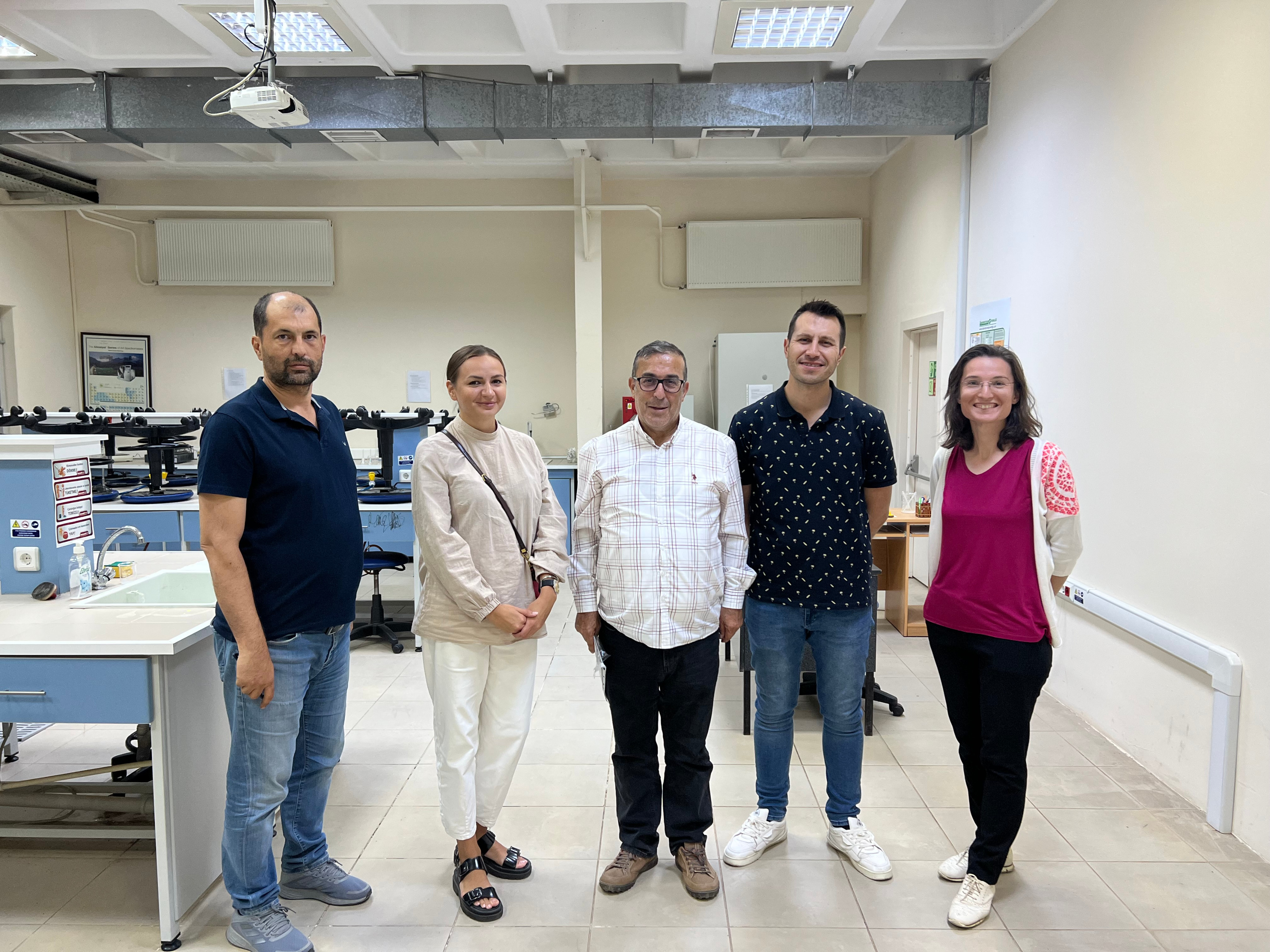 Научная стажировка доцента кафедры химического образования по гранту Правительства Республики Татарстан в университете Турции Научная стажировка доцента кафедры химического образования по гранту Правительства Республики Татарстан в университете Турции