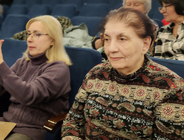 Слушатели УТВ знакомятся с романским искусством Слушатели УТВ знакомятся с романским искусством