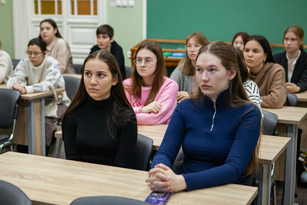 Состоялся круглый стол с участием ученого-исследователя КФУМилеушей Хабутдиновой Состоялся круглый стол с участием ученого-исследователя КФУМилеушей Хабутдиновой