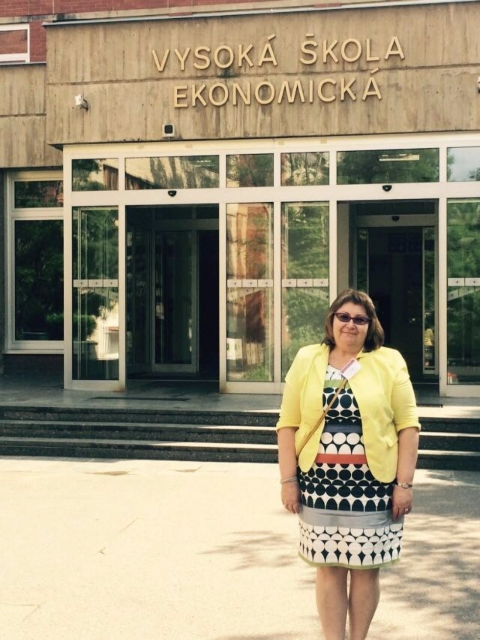 ������������� ������-������������ ����������� The 17th Annual Conference on Finance and Accounting ����� University of Economics