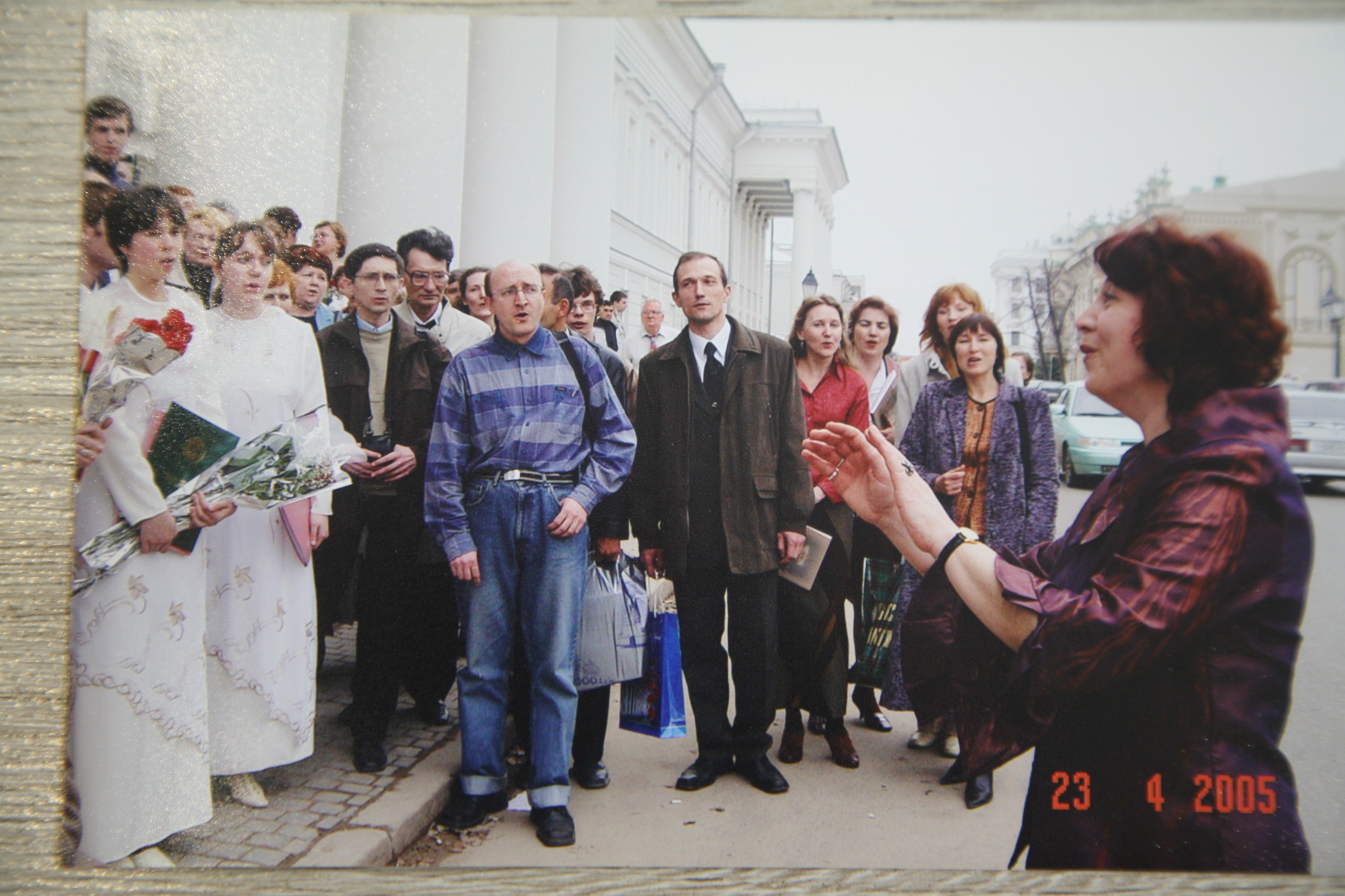 � �������