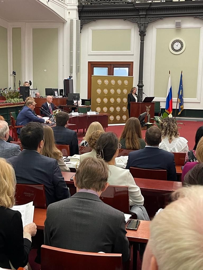 � �������-������������ ������ ���������� ��������� ������ ����������� � ����� ������ ���� �� ���������������� ������