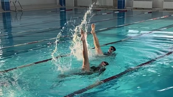 Предновогодний турнир по синхронному плаванию среди студентов третьекурсников ИФМиБ Предновогодний турнир по синхронному плаванию среди студентов третьекурсников ИФМиБ