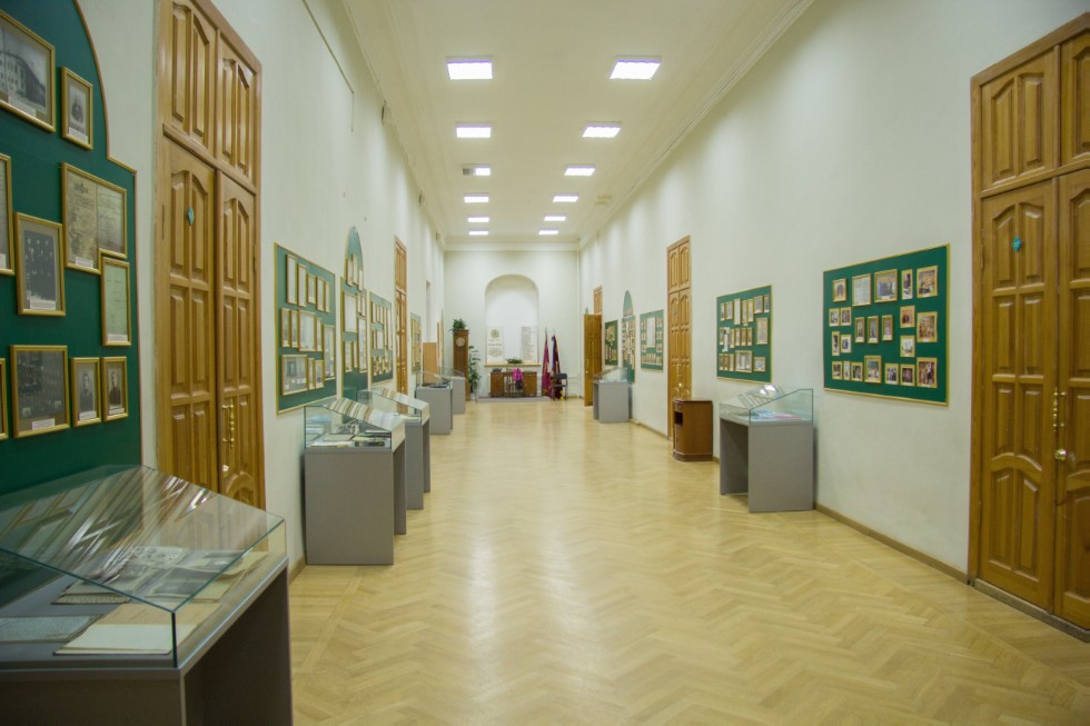 ����� ������� ��������������� �����������