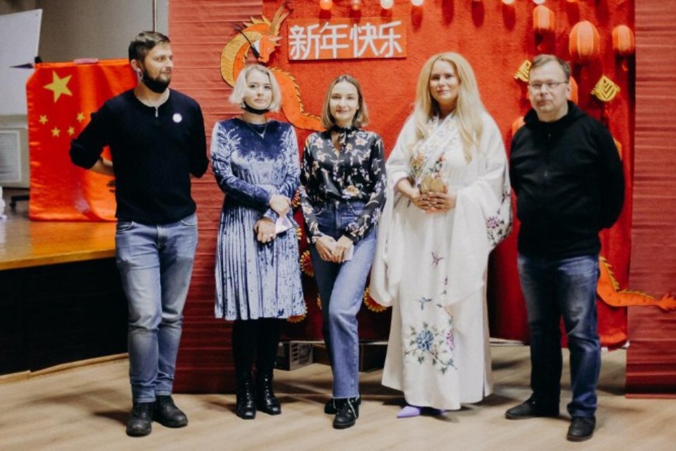 ������ ����� ��� � ���