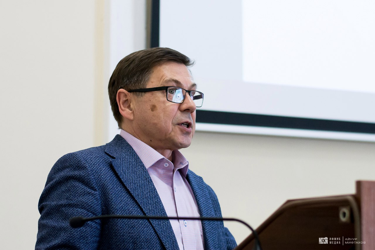 В КФУ провели первый турнир среди студентов по оказанию первой медицинской помощи В КФУ провели первый турнир среди студентов по оказанию первой медицинской помощи