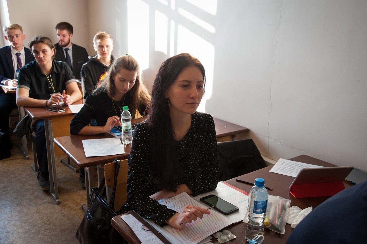 IV ������������� ������-������������ ������� ��������� � ����������