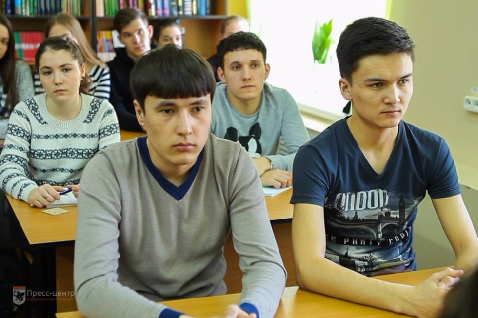 Три грани Николая Лобачевского Три грани Николая Лобачевского