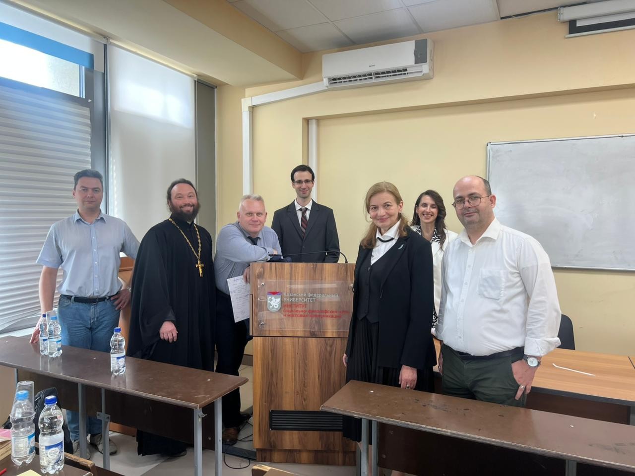 Поздравляем ассистента кафедры религиоведения Спиридона Меласа с успешной защитой кандидатской диссертации! Поздравляем ассистента кафедры религиоведения Спиридона Меласа с успешной защитой кандидатской диссертации!