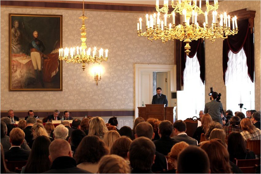 В Казане вспоминают выдающегося цивилиста, выпускника Казанского университета Г.Ф.Шершеневича В Казане вспоминают выдающегося цивилиста, выпускника Казанского университета Г.Ф.Шершеневича