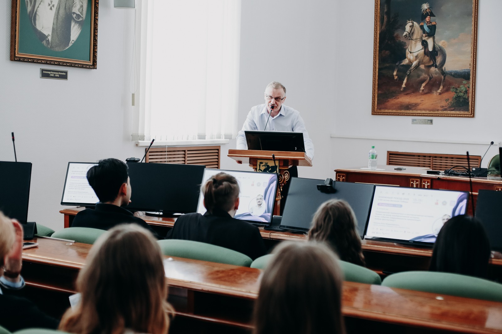 �������� ���� ������ � ���: � ����������� � �������������� �������