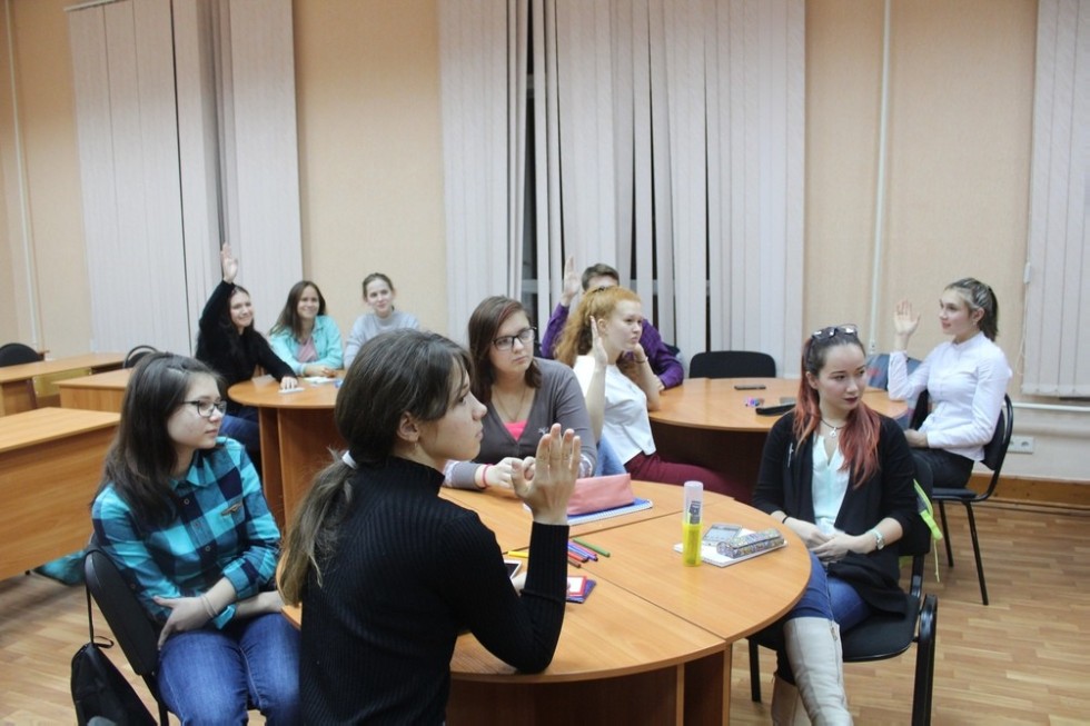 Студенты Елабужского института решают проблему низкого читательского интереса у детей Студенты Елабужского института решают проблему низкого читательского интереса у детей