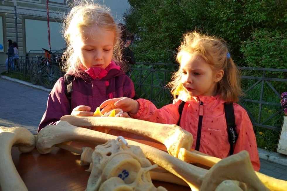 Преподаватели и студенты Елабужского института КФУ приняли участие в проекте 'РRО-Наука в КФУ' Преподаватели и студенты Елабужского института КФУ приняли участие в проекте 'РRО-Наука в КФУ'