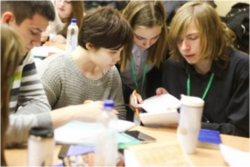 Команда биологов лицея вернулась с серебряной медалью со Всероссийского турнира юных биологов в командном первенстве Команда биологов лицея вернулась с серебряной медалью со Всероссийского турнира юных биологов в командном первенстве