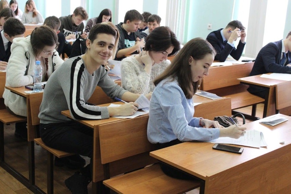 ����������� ������������� ��������� � �����