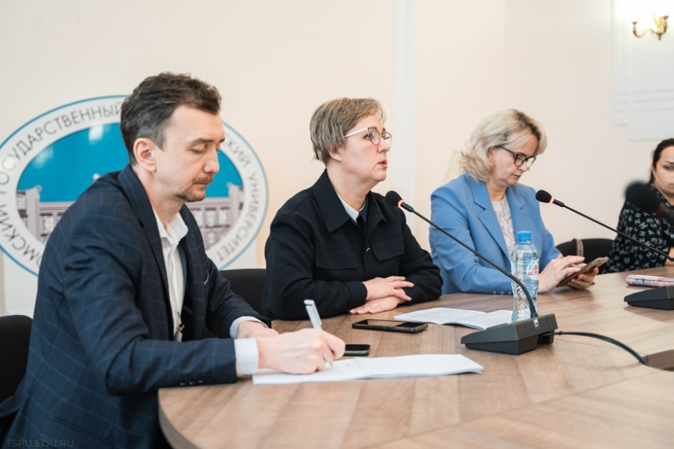 Круглый стол по вопросам развития образовательного потенциала у детей с расстройствами аутистического спектра Круглый стол по вопросам развития образовательного потенциала у детей с расстройствами аутистического спектра