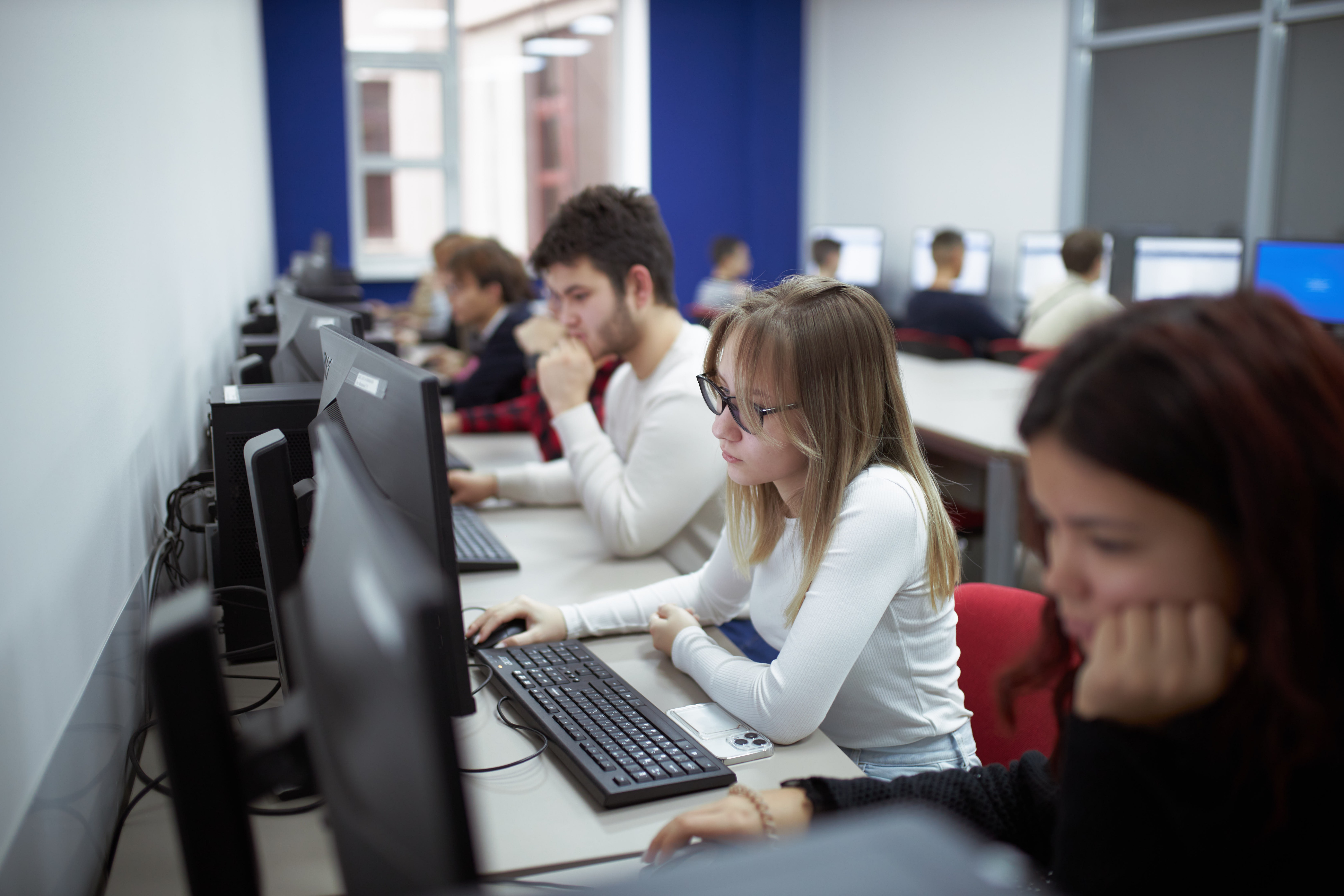 ������ ��������� ����������� ������ 'TelFest'