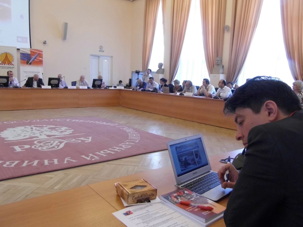 'Три кита' новой философии масс-медиа 'Три кита' новой философии масс-медиа