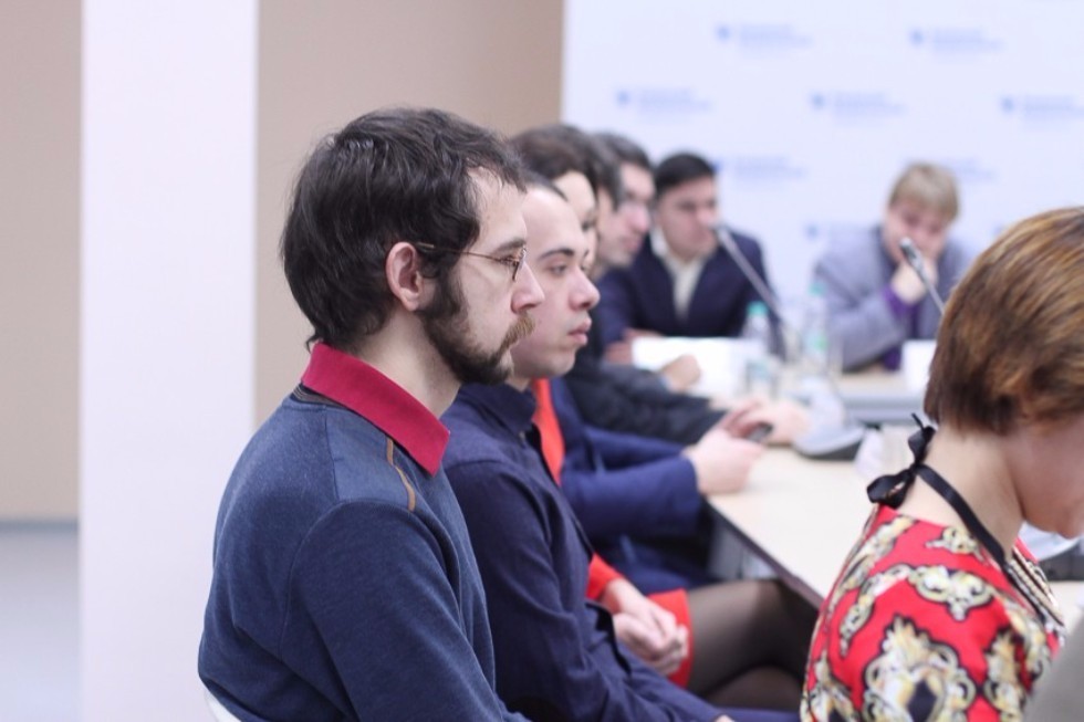 Rector Ilshat Gafurov Met with the Association of Young Scientists