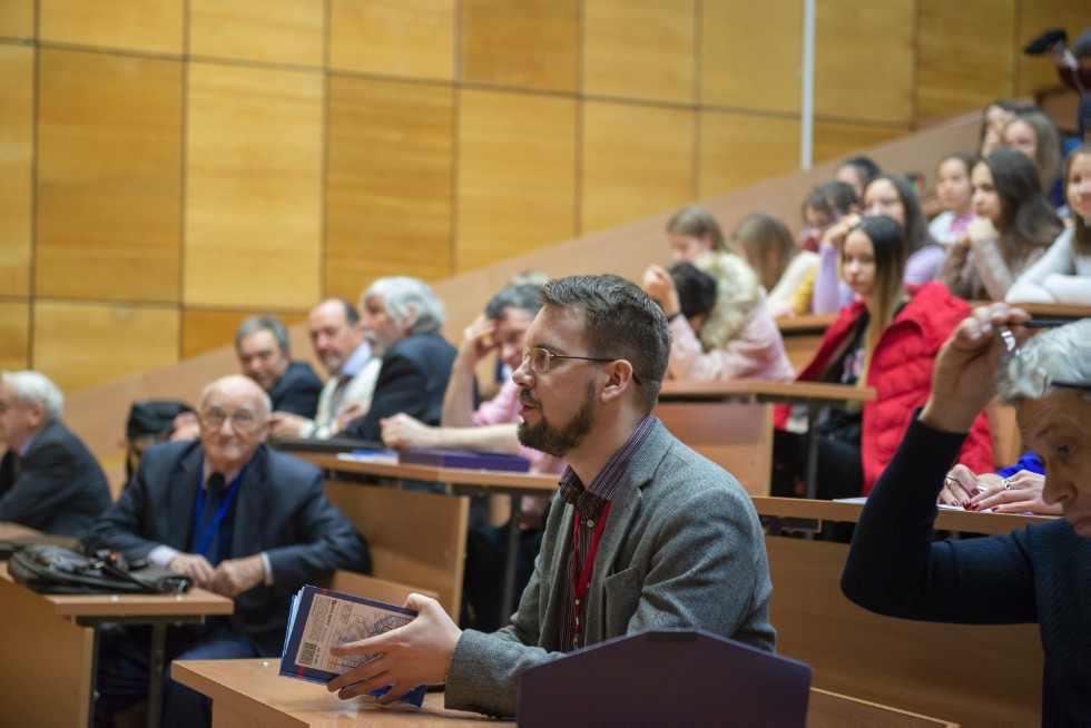 ������������� ������� GRACOS-18 � ����� KAZCAS-18