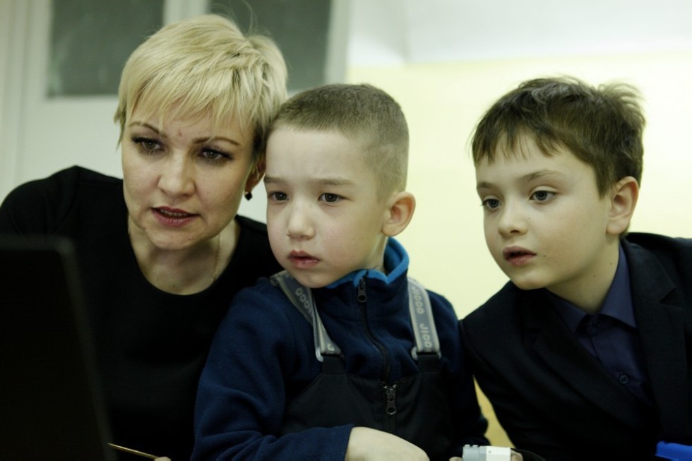 Первое занятие в школе ROBOSTART.KIDS Первое занятие в школе ROBOSTART.KIDS