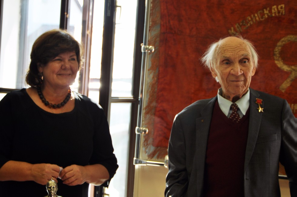 � ������ � ����� ��� ��������� 9 ��������� ��������� ��� (1944 ���� �������), �������, �������� � ������� ������ �������� ����, ����� ���������� �����, ����������� �����-���������� ����, ����������� ������ ������ ���� ������� �������������� �������