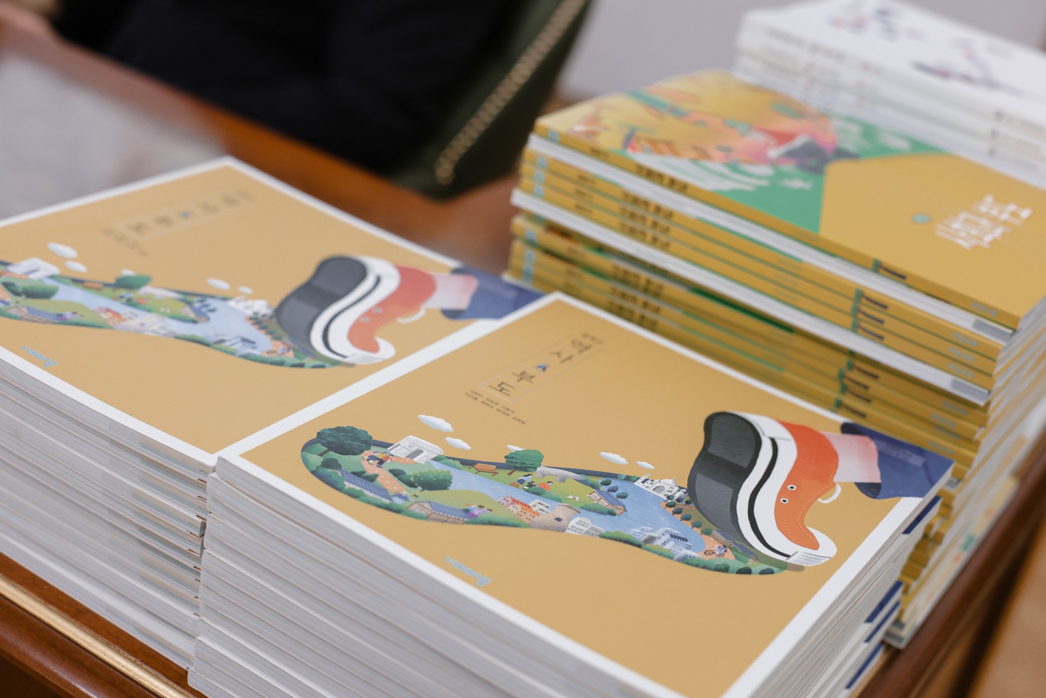 В КФУ прошла конференция 'Россия?Корея: настоящее и будущее российского корееведения' В КФУ прошла конференция 'Россия?Корея: настоящее и будущее российского корееведения'