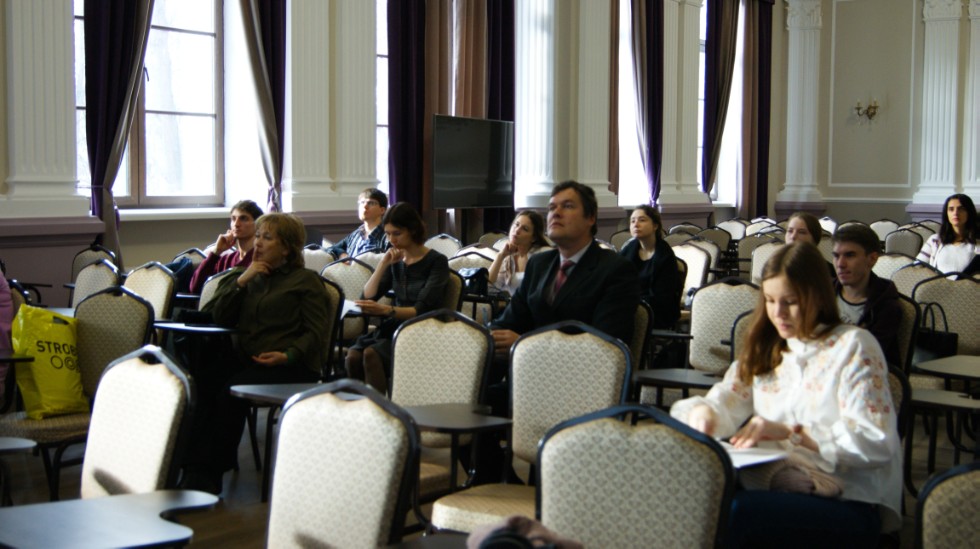 ���� � �����