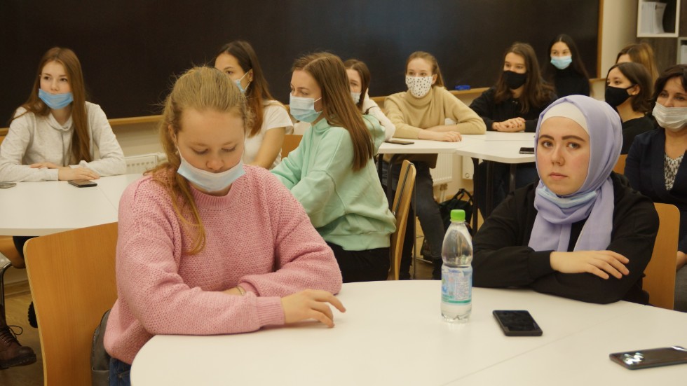 �������� ������������� ������-������������ �����������, ����������� 100-����� �� ��� �������� ��������� ��� ���������