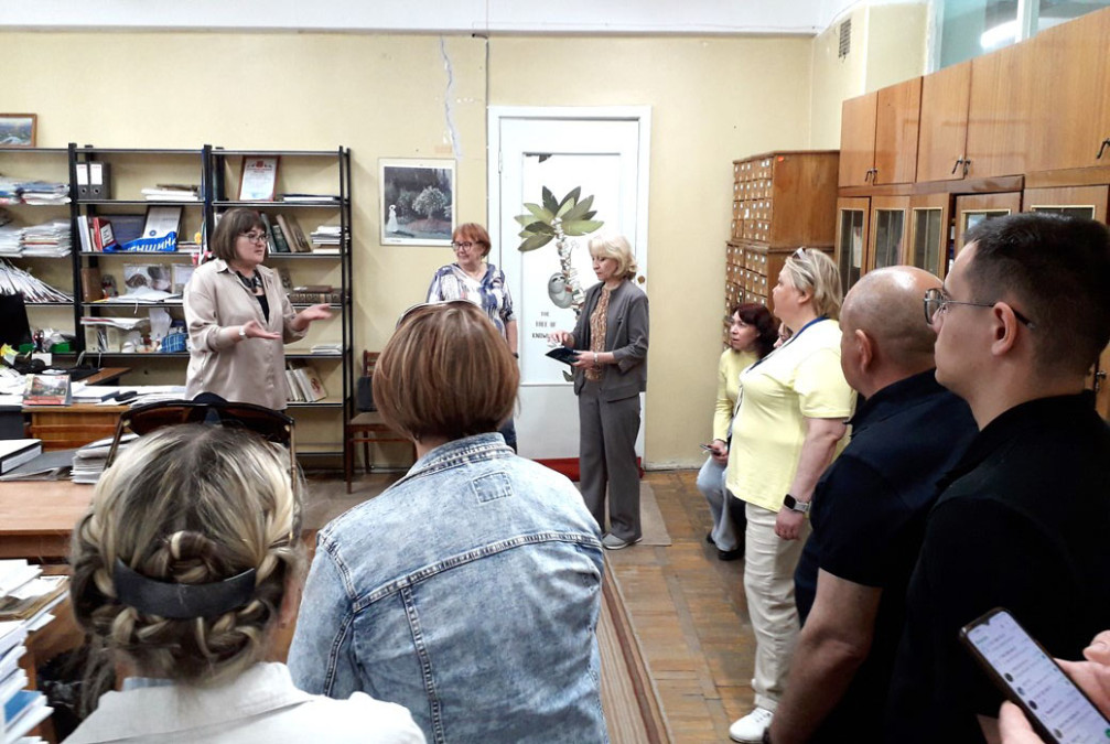 ���������