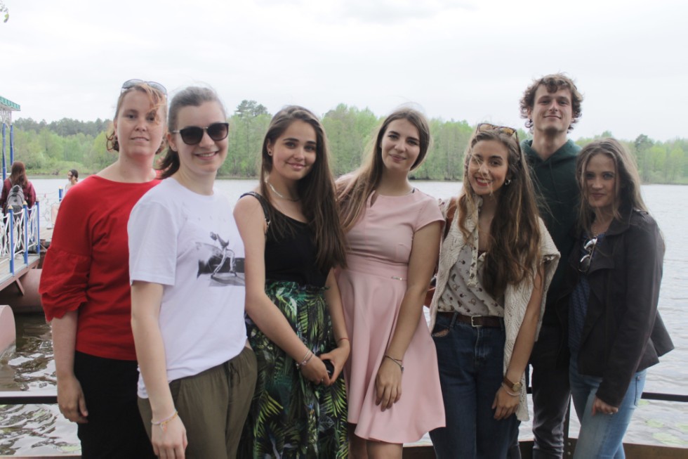 ���� ���������� ������������ � �������� � �������� ���������