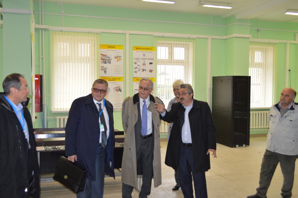 ����� �������� 2016