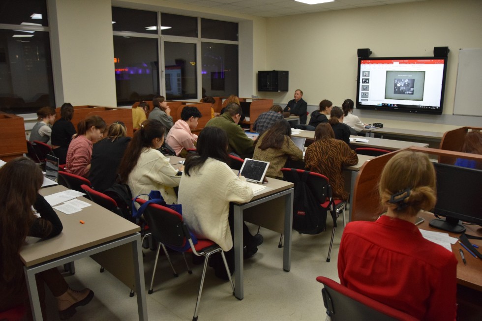 �� ������ ����������� ������-���������������� ��������� ����� �.�. ��������