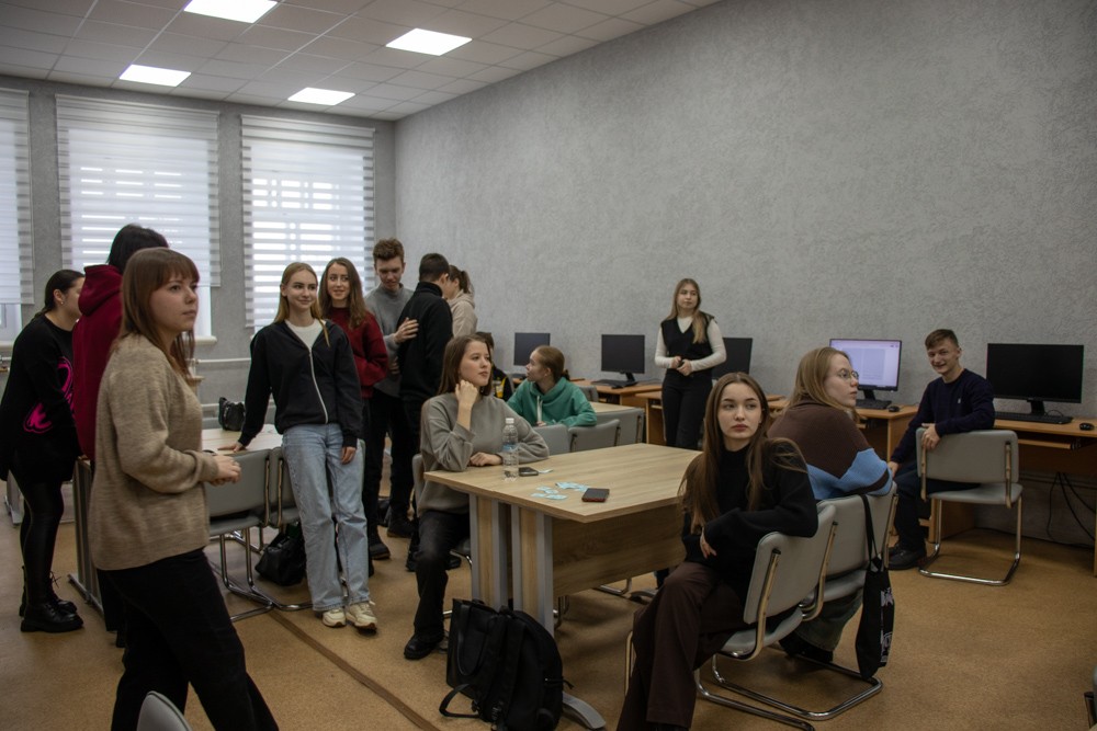 Обучающиеся психолого-педагогических классов Елабужского муниципального района познают методические особенности в преподавании математики и естественных наук в школе. Обучающиеся психолого-педагогических классов Елабужского муниципального района познают методические особенности в преподавании математики и естественных наук в школе.