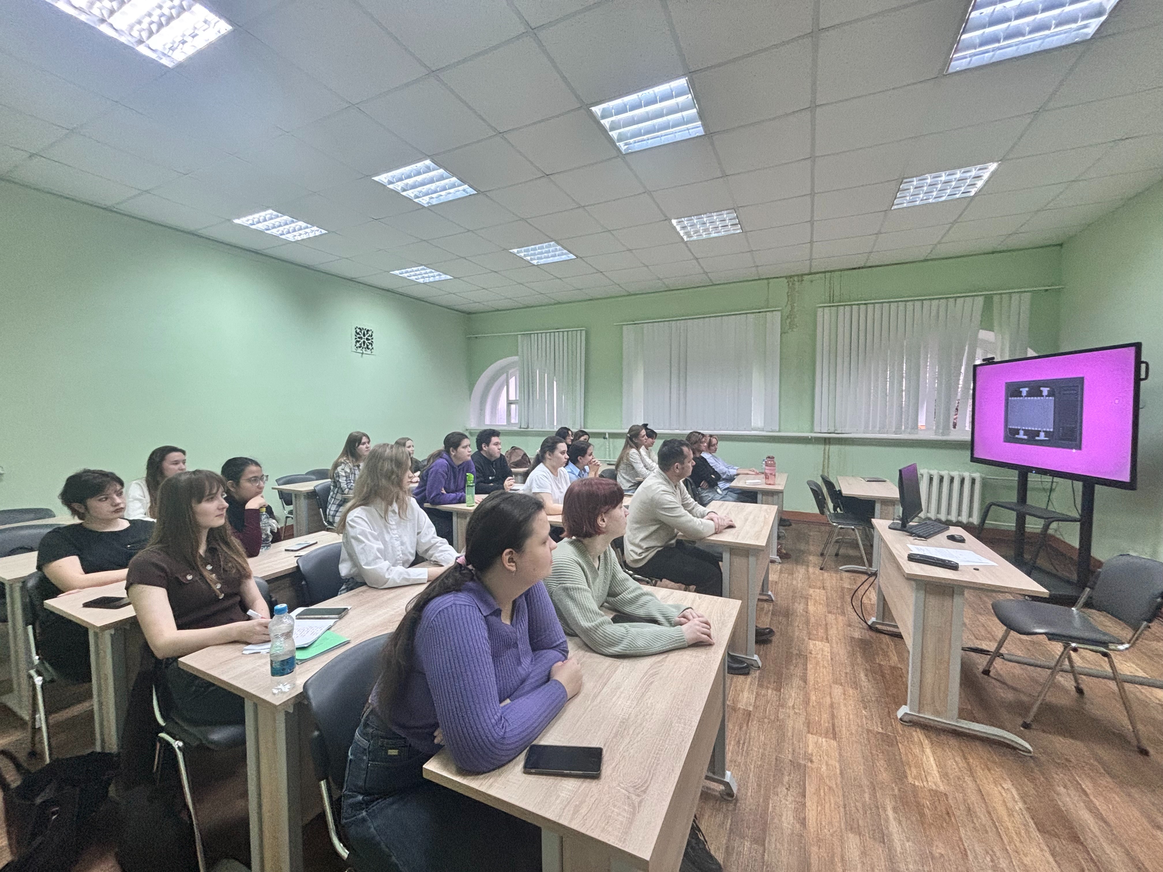 Студенты обсудили фильм 'Идеи и технологии, меняющие мир' Студенты обсудили фильм 'Идеи и технологии, меняющие мир'