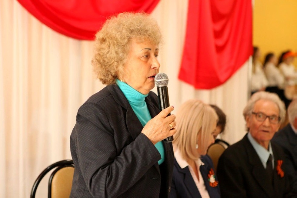 'Поклонимся великим тем годам': День Победы встретили в Елабужском институте КФУ 'Поклонимся великим тем годам': День Победы встретили в Елабужском институте КФУ