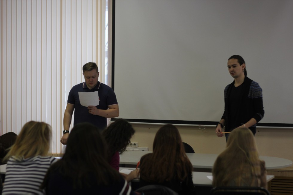 Декабрьская сессия решения кейсов от креативного агентства Brainstore подошла к концу. Декабрьская сессия решения кейсов от креативного агентства Brainstore подошла к концу.