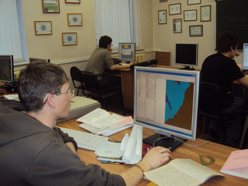 ������������� ������ �� ���������� � �����������